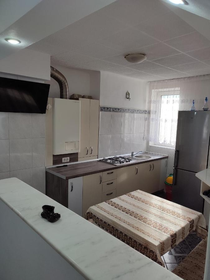 Lafru Zarnesti Exterior foto