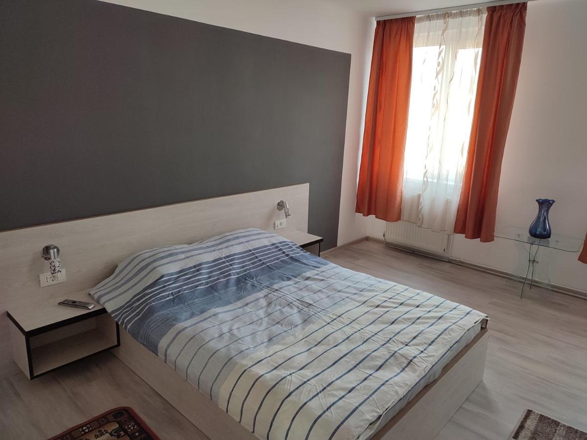 Lafru Zarnesti Exterior foto